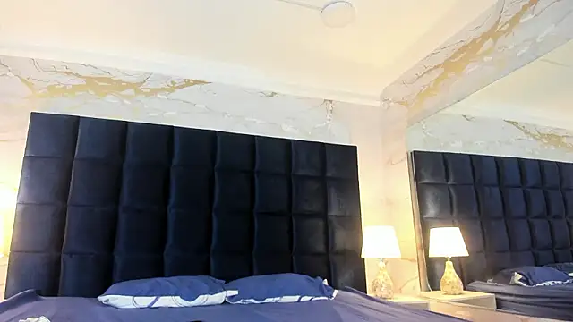 Snapshot of loladupont chatting on March 13, 2026, 3:13 am loladupont online show from March 13, 2026, 3:13 am