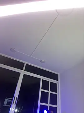 Snapshot of loladupont chatting on April 6, 2026, 2:53 am loladupont online show from April 6, 2026, 2:53 am