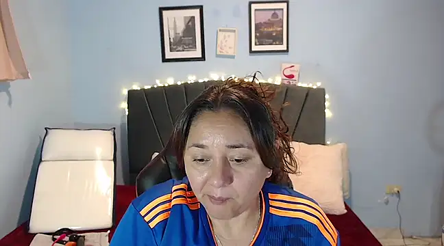 AngelRouss online show from February 12, 2025, 2:10 pm