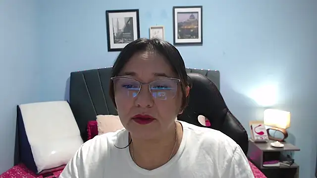 AngelRouss online show from March 14, 2025, 10:50 am