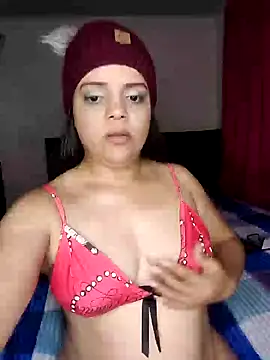 Snapshot of AriaYummy chatting on January 6, 2025, 3:31 am AriaYummy online show from January 6, 2025, 3:31 am