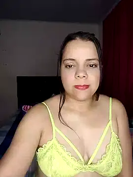 Snapshot of AriaYummy chatting on January 9, 2025, 1:50 am AriaYummy online show from January 9, 2025, 1:50 am