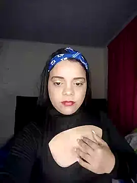 Snapshot of AriaYummy chatting on January 17, 2025, 2:18 am AriaYummy online show from January 17, 2025, 2:18 am