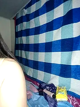 Snapshot of AriaYummy chatting on March 5, 2025, 2:25 am AriaYummy online show from March 5, 2025, 2:25 am