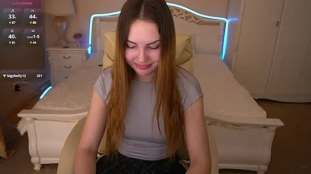 LexxiJoy online show from January 8, 2025, 5:05 pm