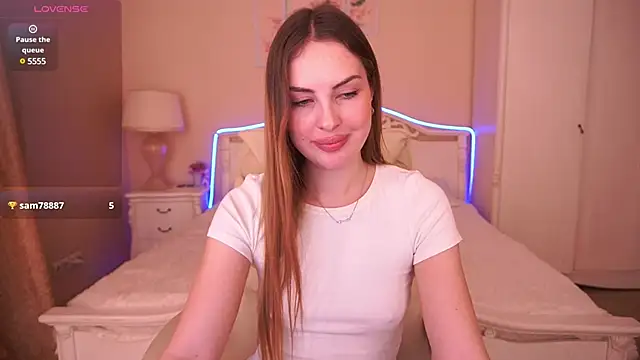 LexxiJoy online show from February 4, 2025, 10:54 am