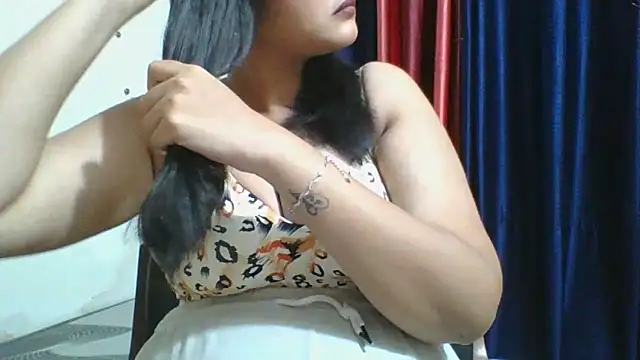 Riya Stream01 online show from March 16, 2026, 7:07 pm