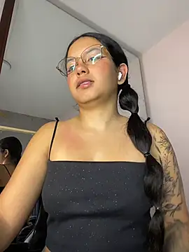 Rosita forever  online show from June 26, 2026, 3:38 pm