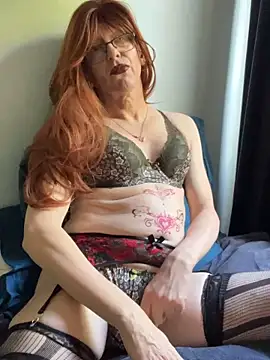 Valerie-4-U online show from April 18, 2026, 12:53 pm