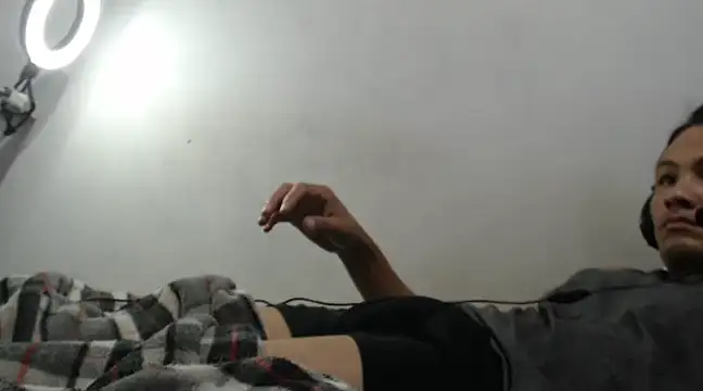 Snapshot of gatoalex89 chatting on January 13, 2025, 9:30 am gatoalex89 online show from January 13, 2025, 9:30 am