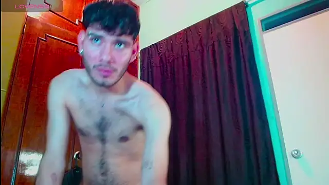 gato444  online show from January 16, 2025, 5:21 am