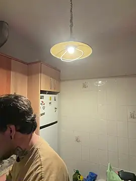 gato444  online show from April 18, 2026, 6:45 pm