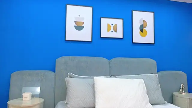 martina roldam online show from January 13, 2026, 8:58 pm