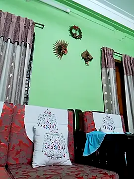 Snapshot of GildanK18 chatting on February 20, 2025, 7:52 pm GildanK18 online show from February 20, 2025, 7:52 pm