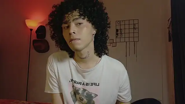 seven7xis online show from February 21, 2026, 2:01 am