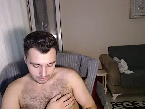 handsomeee04 online show from September 17, 2025, 5:03 pm