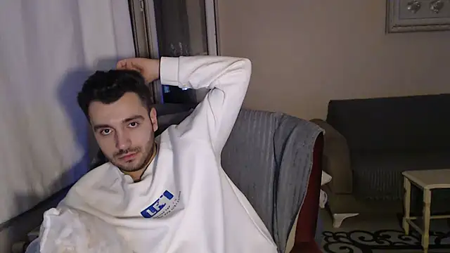 handsomeee04 online show from November 9, 2025, 1:26 am