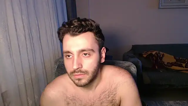 handsomeee04 online show from March 2, 2026, 9:32 pm