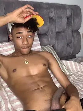 Boy cock18 online show from January 12, 2025, 12:39 am