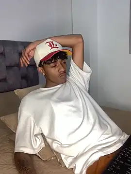 Boy cock18 online show from January 25, 2025, 7:28 am