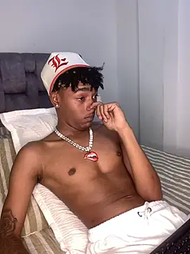 Boy cock18 online show from February 18, 2025, 2:05 am