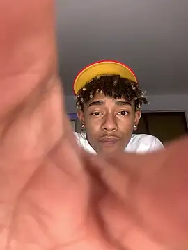 Boy cock18 online show from February 21, 2025, 6:18 am