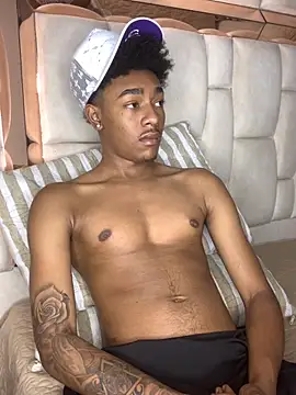 Boy cock18 online show from October 18, 2025, 4:52 pm