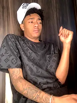 Boy cock18 online show from November 4, 2025, 10:47 am