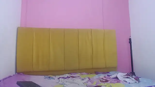 Snapshot of anneliesecloecm101 chatting on January 14, 2025, 3:26 pm anneliesecloecm101 online show from January 14, 2025, 3:26 pm