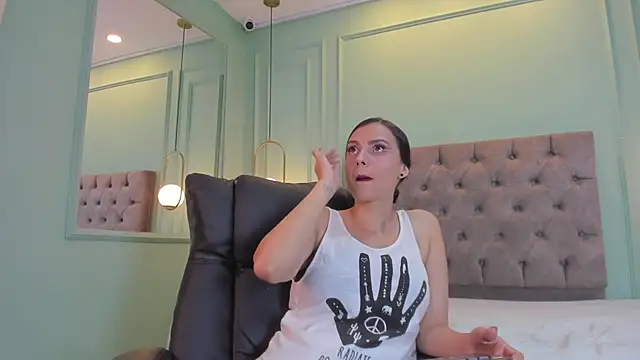 Snapshot of Abril_jones10 chatting on December 31, 2024, 4:16 am Abril jones10 online show from December 31, 2024, 4:16 am