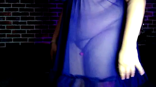 Snapshot of Heleneecesmecs2 chatting on September 13, 2025, 10:09 pm Heleneecesmecs2 online show from September 13, 2025, 10:09 pm