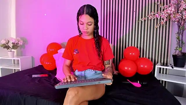 GysellHanson online show from February 13, 2026, 11:39 am