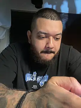 El Titan1998 online show from February 9, 2026, 11:53 pm