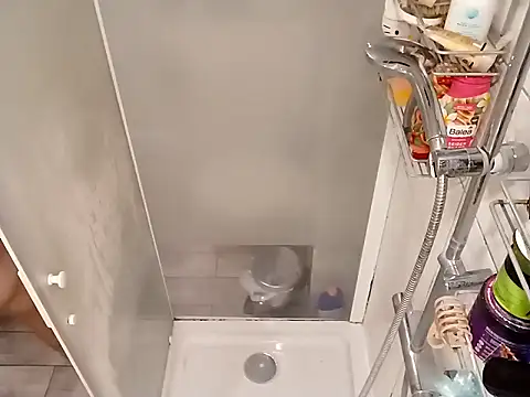 Arturoooo40 online show from February 19, 2025, 6:21 pm