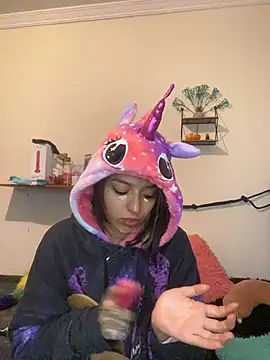 BlueStoneX online show from December 22, 2025, 7:05 am