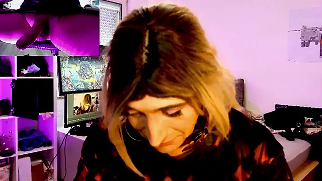 DYasmin69 online show from February 15, 2025, 1:38 pm