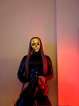 Snapshot of NoraInMask chatting on March 2, 2025, 3:48 pm NoraInMask online show from March 2, 2025, 3:48 pm