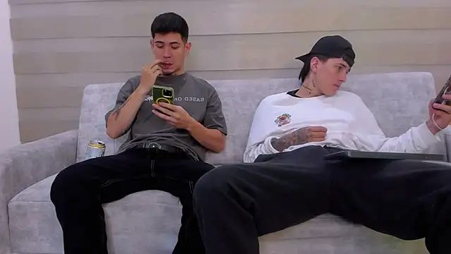 Snapshot of hell_twink chatting on March 12, 2025, 6:07 am hell twink online show from March 12, 2025, 6:07 am