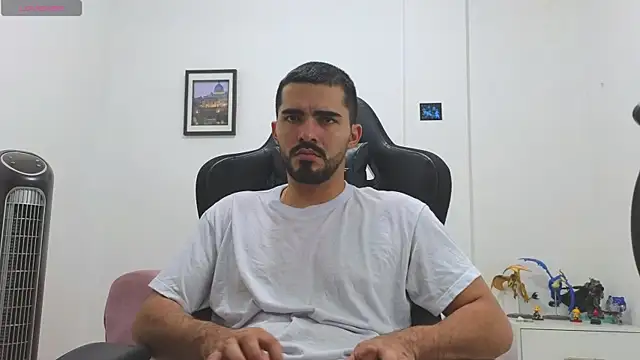 Massimoo 07 online show from July 2, 2026, 12:32 am