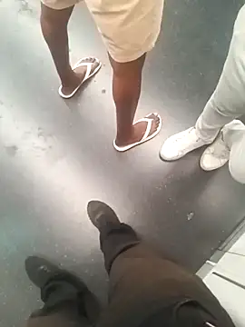 Snapshot of Arasu_ chatting on October 1, 2025, 9:21 pm Arasu online show from October 1, 2025, 9:21 pm