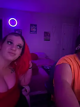 Snapshot of cloudy_couple444 chatting on March 8, 2025, 8:11 am cloudy couple444 online show from March 8, 2025, 8:11 am