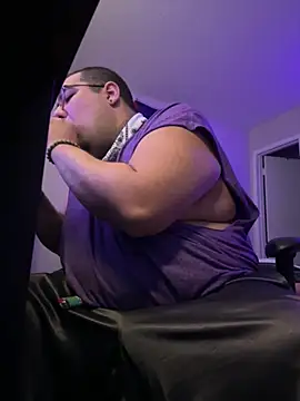 Snapshot of cloudy_couple444 chatting on March 9, 2025, 4:49 am cloudy couple444 online show from March 9, 2025, 4:49 am