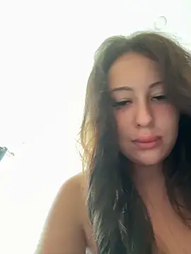 Snapshot of AndreaMood chatting on February 20, 2026, 2:08 am AndreaMood online show from February 20, 2026, 2:08 am