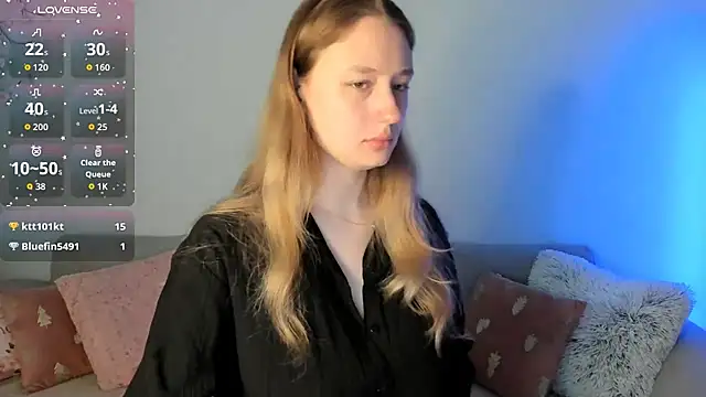 Snapshot of Haley_Vixen chatting on May 19, 2026, 8:09 am Haley Vixen online show from May 19, 2026, 8:09 am