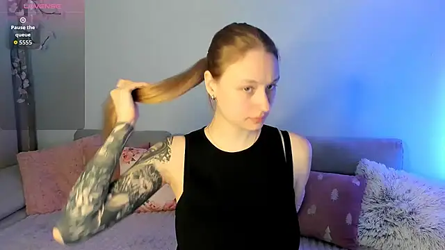 Snapshot of Haley_Vixen chatting on May 22, 2026, 8:10 am Haley Vixen online show from May 22, 2026, 8:10 am
