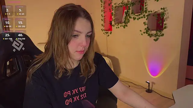 RobertAndLinela online show from February 17, 2026, 10:12 am