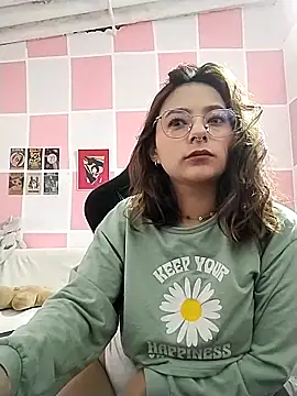 Snapshot of Paulina_mosh chatting on March 4, 2025, 2:53 pm Paulina mosh online show from March 4, 2025, 2:53 pm