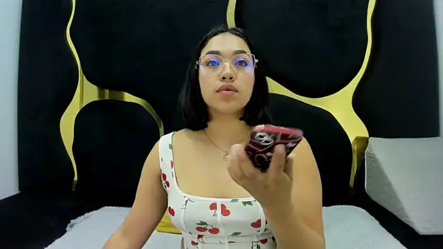 Snapshot of IsabellRodriguez18 chatting on November 11, 2025, 3:17 am IsabellRodriguez18 online show from November 11, 2025, 3:17 am