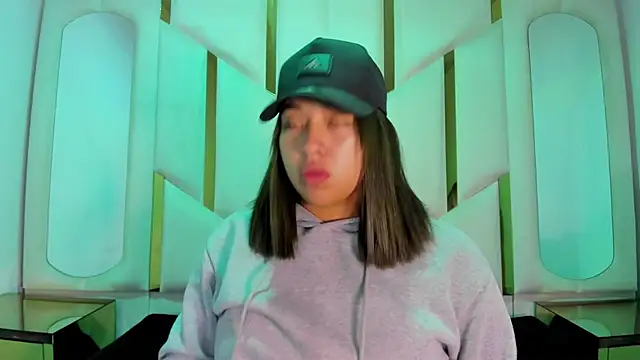 Snapshot of IsabellRodriguez18 chatting on April 13, 2026, 3:45 am IsabellRodriguez18 online show from April 13, 2026, 3:45 am