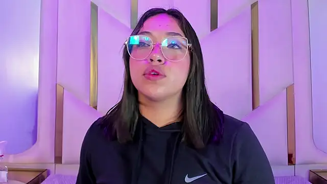 Snapshot of IsabellRodriguez18 chatting on April 16, 2026, 3:40 am IsabellRodriguez18 online show from April 16, 2026, 3:40 am